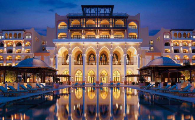 洲际酒店集团欲计划以10亿美元出售香港地标洲际酒店