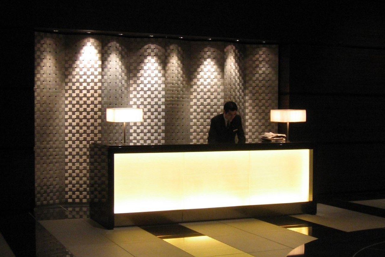 美团发布酒店AI工具「既白」旗舰版 从提效助手走向经营参谋